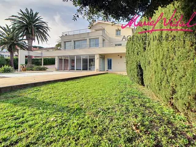 Port Vendres 66660 Achat / Vente maison 9 pièces t9 piscine jardin