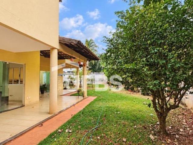 Portal do Sol I Casa de Condomínio 4 quartos, sendo 3 suítes