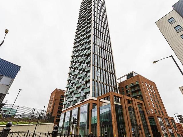 Portal Way, Acton W3, 2 bed flat to rent, £2,600 pcm | PrimeLocation