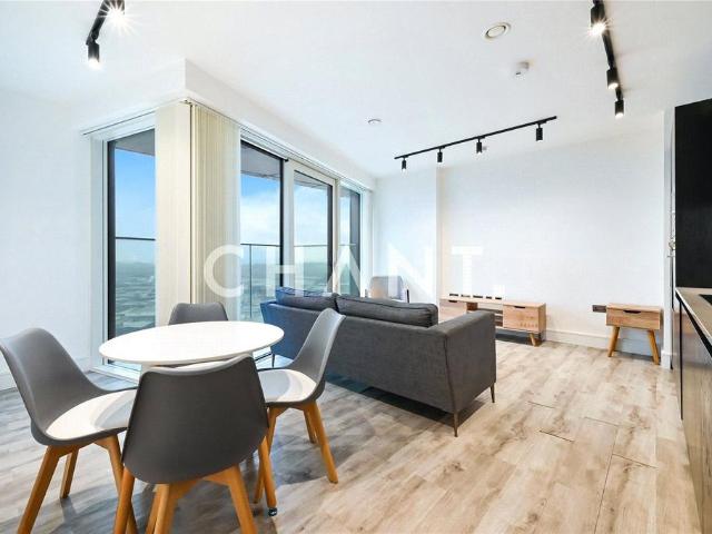 Portal Way, London, W3 2 bed apartment to rent £2,950 pcm £681 pw