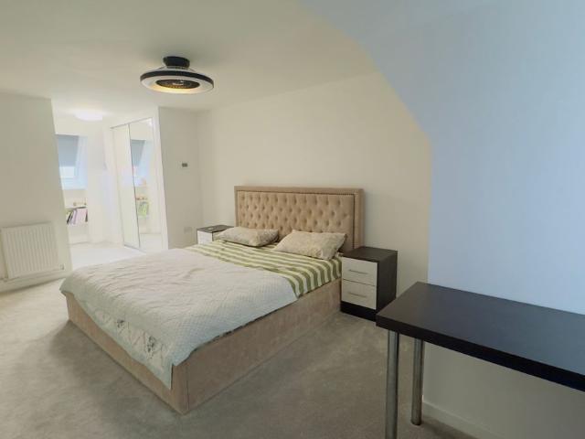 Portbridge Gardens, Ebbsfleet Valley DA10, 3 bed semi detached house to rent, £2,300 pcm | PrimeLocation
