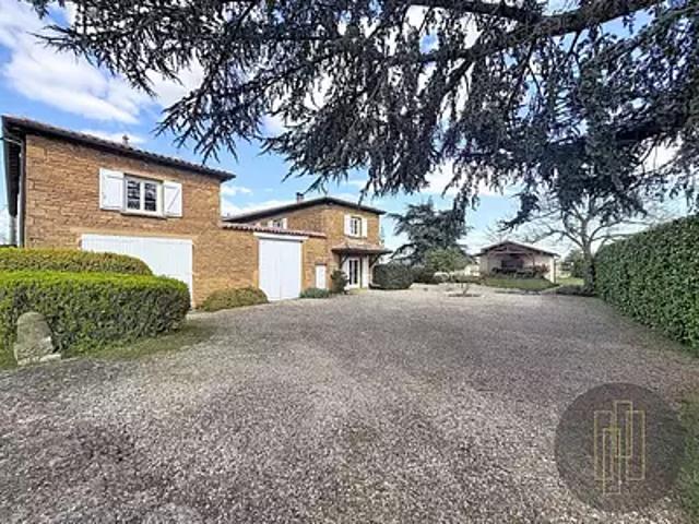 Porte des Pierres Dorées 69640 Achat / Vente maison 13 pièces t13
