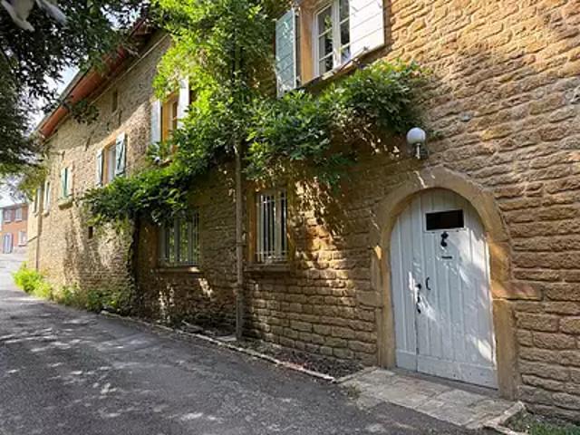 Porte des Pierres Dorées 69640 Achat / Vente maison 6 pièces t6 au dernier étage terrasse