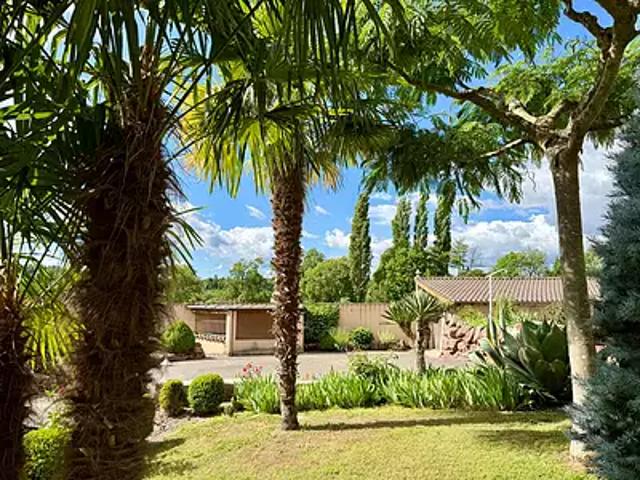 Porte des Pierres Dorées 69640 Achat / Vente maison 8 pièces t8 au dernier étage cave