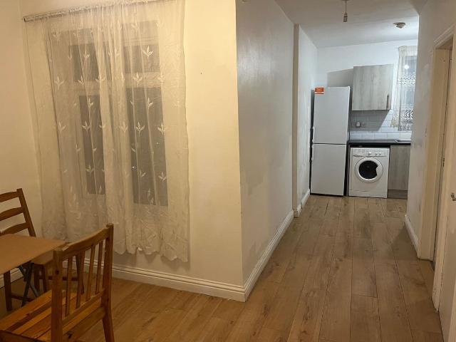 Porters Avenue, Dagenham RM9, 2 bed flat to rent, £1,800 pcm | PrimeLocation