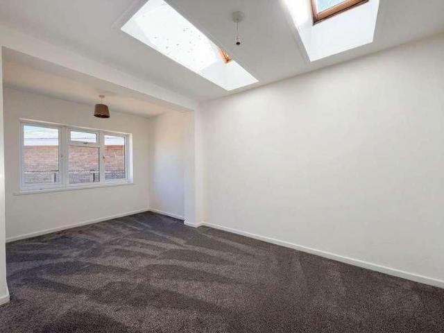 Portfields Road, Newport Pagnell, MK16
