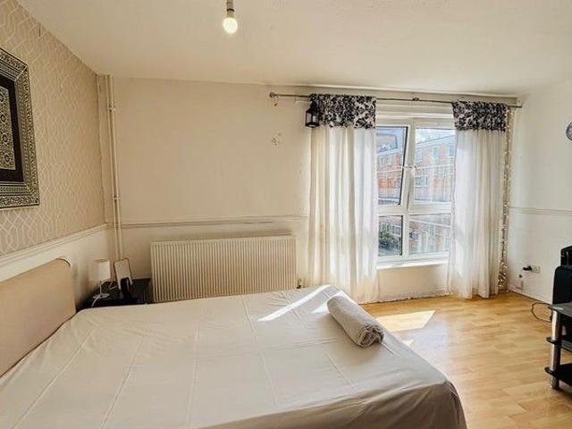 Portia Way, London E3, 3 bed maisonette to rent, £2,899 pcm | PrimeLocation
