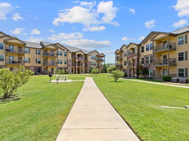 Portico at Friars Creek Apts 2 Bedroom Apartment for Rent at 507 Marlandwood Rd, Temple, TX 76502