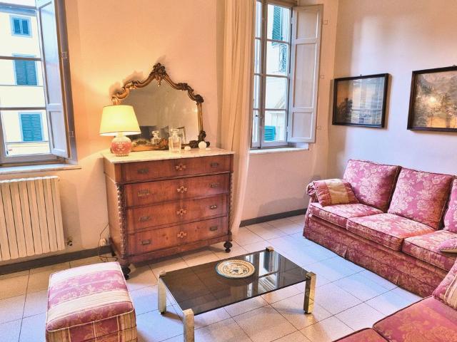 Portico Court, Lucca Amsterdam Apartments for Rent