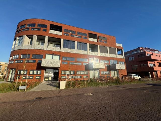 Portiekflat te huur in Almere