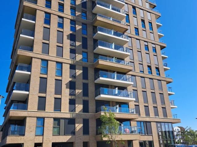 Portiekflat te huur in Almere