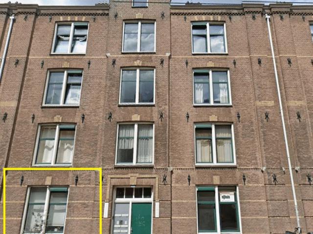 Portiekwoning in Amsterdam