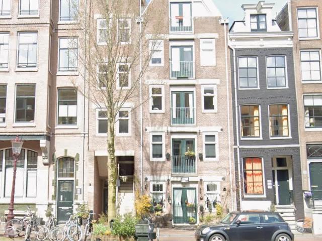 Portiekwoning in Amsterdam