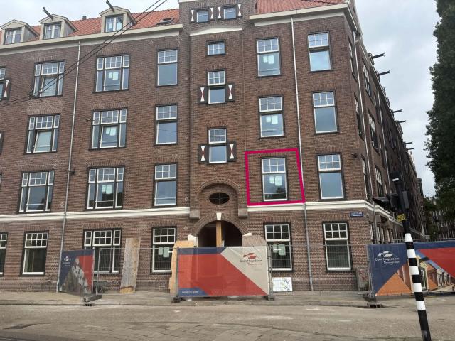 Portiekwoning in Amsterdam