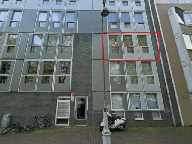 Portiekwoning in Amsterdam
