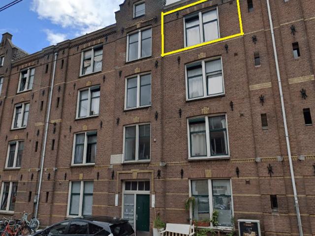 Portiekwoning in Amsterdam