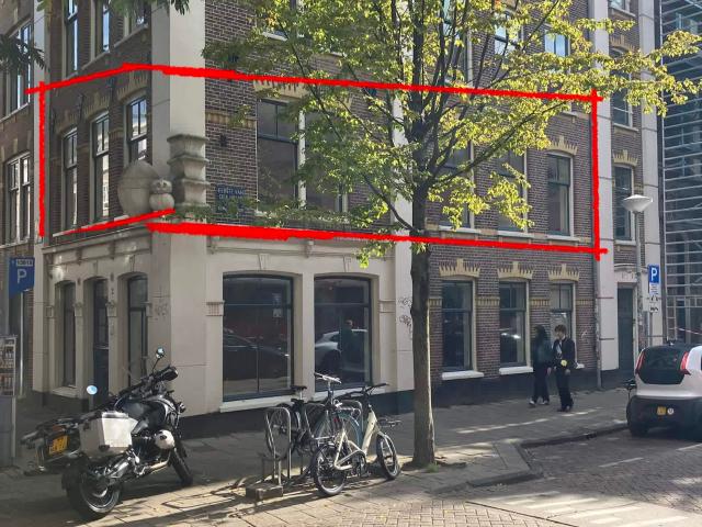 Portiekwoning in Amsterdam