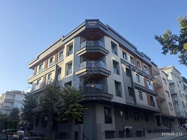 PORTO EMLAK DENİZKÖŞKLER'DE SAHİLE YAKIN BAHÇELİ SIFIR DAİRE