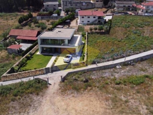 Porto Felgueiras 4610 105185784