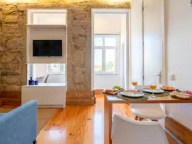 Porto Porto 106149349