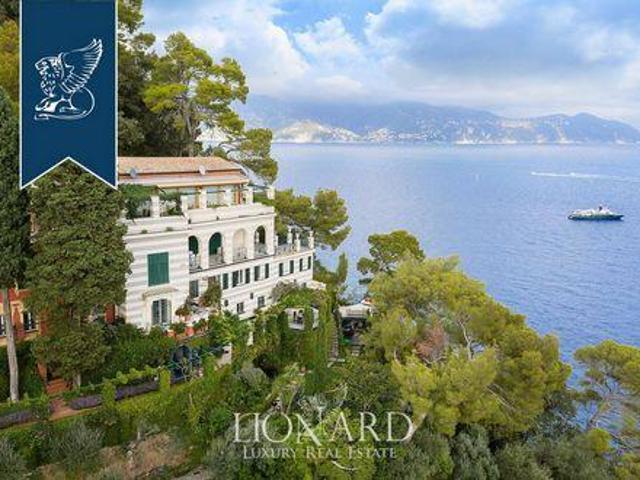 Portofino Genova 104294695