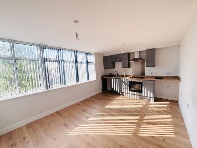 Portland Buildings, Walsall WS9, Studio to rent, £695 pcm | PrimeLocation