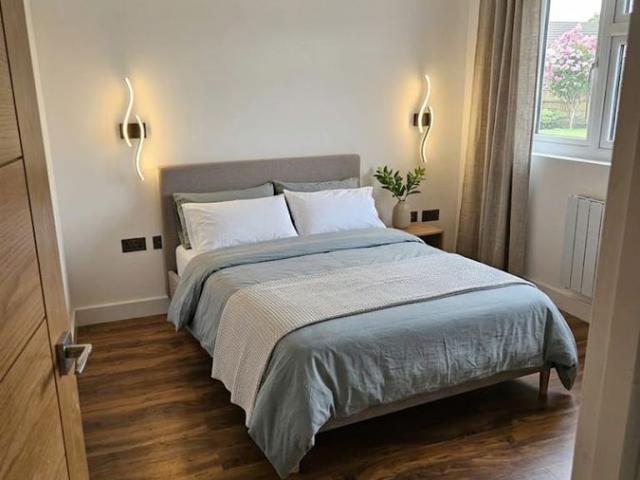 Portland Gardens, Chadwell Heath RM6, 3 bed bungalow to rent, £2,650 pcm | PrimeLocation
