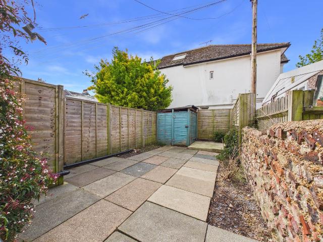 Portland Road, Hove BN3, 2 bed flat to rent, £1,560 pcm | PrimeLocation