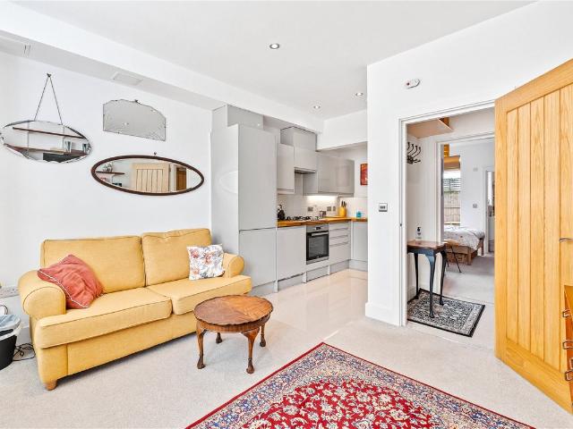Portland Road, Hove, East Sussex BN3, 1 bed flat to rent, £1,275 pcm | PrimeLocation