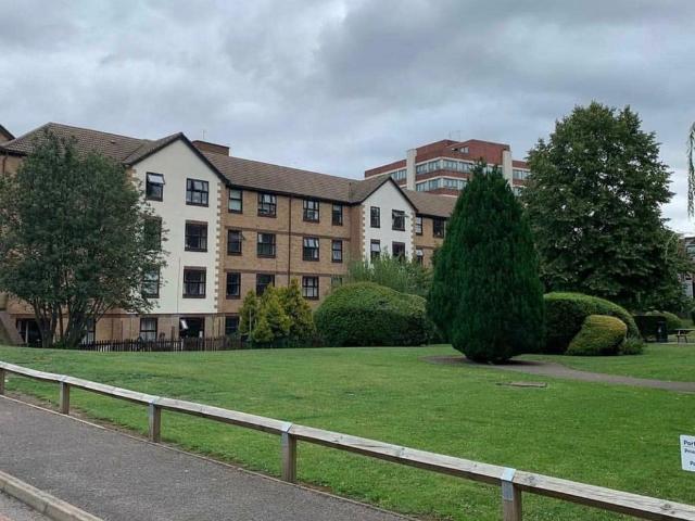 Portland Road, London N15, 4 bed maisonette to rent, £3,700 pcm | PrimeLocation