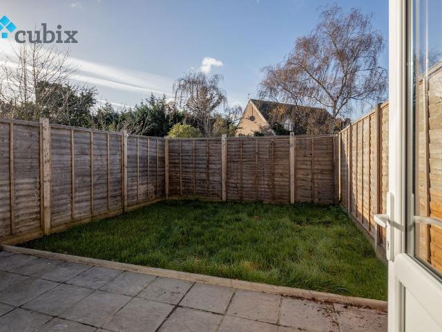 Portland Road, London SE25, 3 bed flat to rent, £2,496 pcm | PrimeLocation