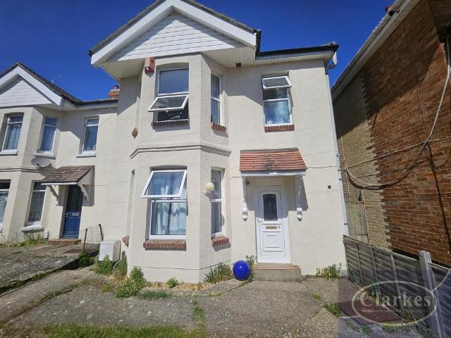Portland Road, Winton, BOURNEMOUTH 4 bed detached house to rent £2,000 pcm £462 pw