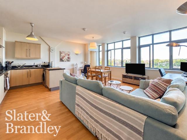 Portland Square, Portland Road. 2 bed apartment to rent £1,300 pcm £300 pw