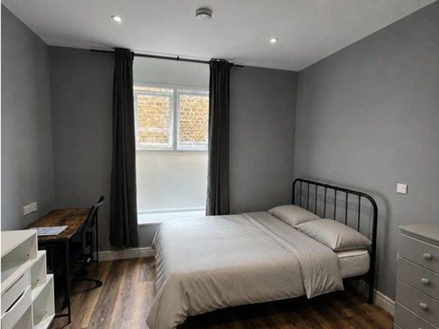 Portland St, Huddersfield HD1, Studio to rent, £520 pcm | PrimeLocation