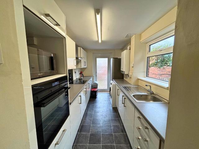 Portland Street, Exeter EX1, 5 bed terraced house to rent, £3,450 pcm | PrimeLocation