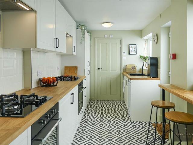 Portland Street, Exeter EX1, 5 bed terraced house to rent, £3,683 pcm | PrimeLocation