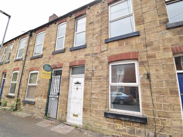 Portland Street, Wakefield WF1, 2 bed terraced house to rent, £750 pcm | PrimeLocation