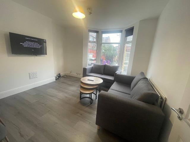 Portman Road, Wavertree, Liverpool L15, 4 bed shared accommodation to rent, £2,427 pcm | PrimeLocation