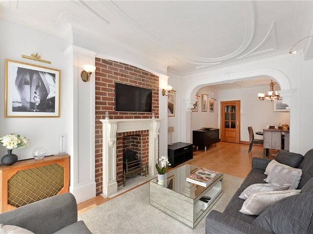 Portman Square, Marylebone W1H, 2 bed flat to rent, £5,200 pcm | PrimeLocation