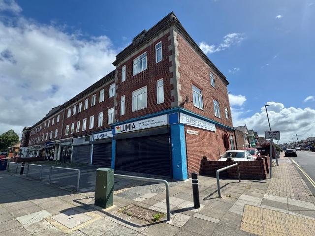 Portsmouth Road, Portsmouth PO6, 1 bed flat to rent, £1,000 pcm | PrimeLocation