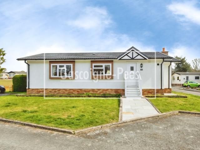 Portsmouth Road Warren Park, Godalming GU8, 2 bed bungalow to rent, £1,900 pcm | PrimeLocation