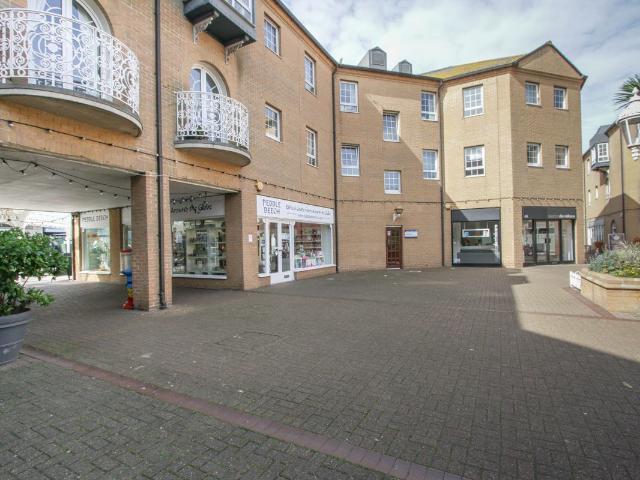 Portside, Brighton Marina Village BN2, 2 bed flat to rent, £1,495 pcm | PrimeLocation