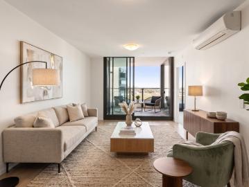 Hamilton Apartment Living with River & City views