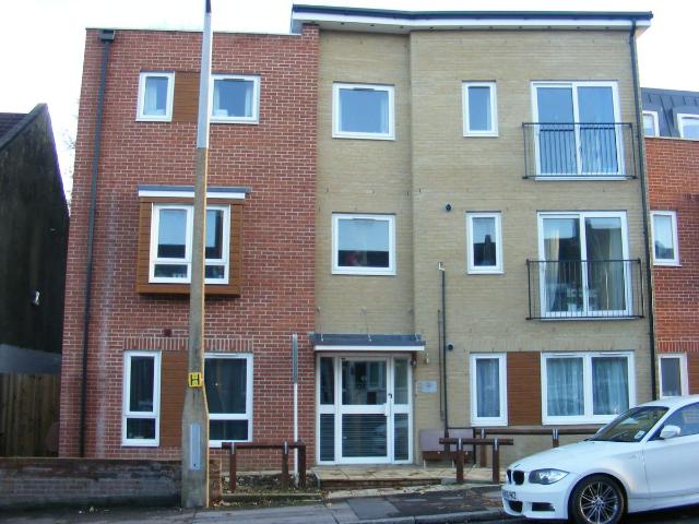 Portswood Road, Portswood, Southampton SO17, 4 bed flat to rent, £1,600 pcm | PrimeLocation