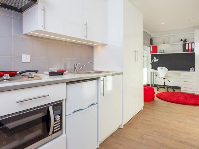 Portswood Road, Southampton SO17 Studio to rent £1,105 pcm £255 pw