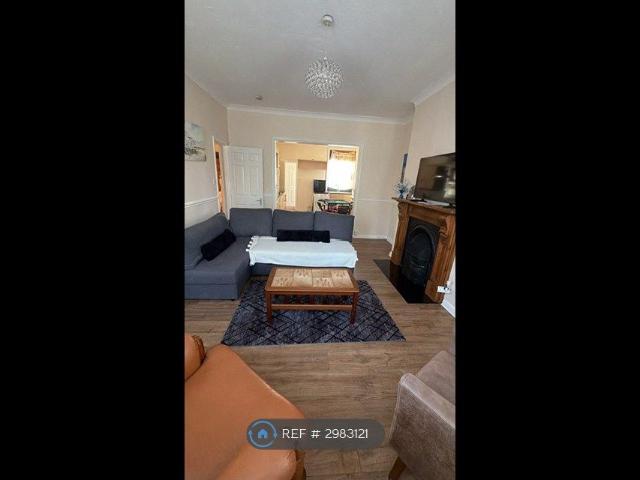 Portswood Road, Southampton SO17, 2 bed flat to rent, £1,450 pcm | PrimeLocation