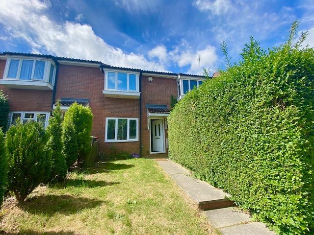 Portrush Close, Bletchley, MILTON KEYNES 2 bed house to rent £1,300 pcm £300 pw