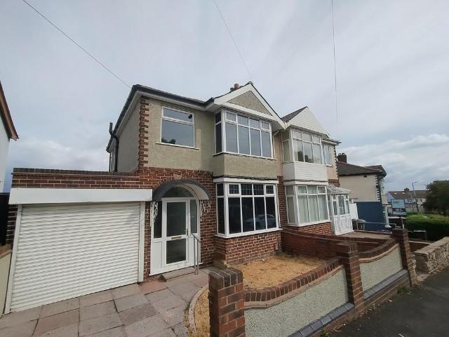Portway Road, Wolverhampton WV14 3 bed semi detached house to rent £1,195 pcm £276 pw