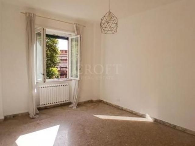 Portuense. One bedroom.living,bathroom,kitchen, balcony RIf#2432