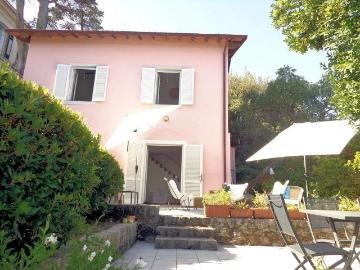 Porzione terratetto libero su tre lati con giardino e vista. 80m² Marciana